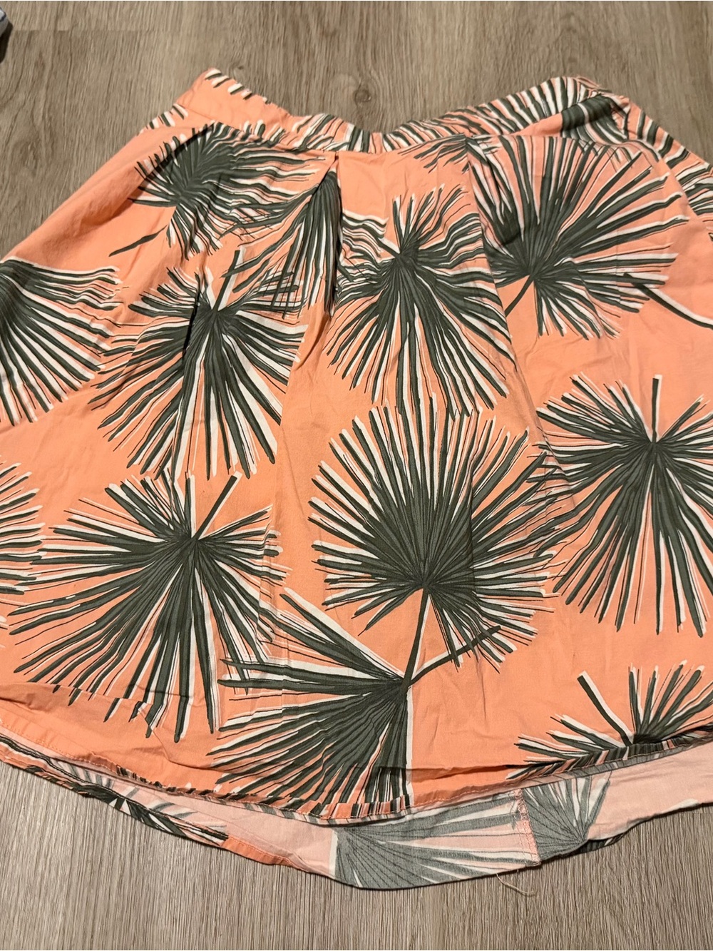 a.n.a Coral and Dark Green Palm-Print Skirt